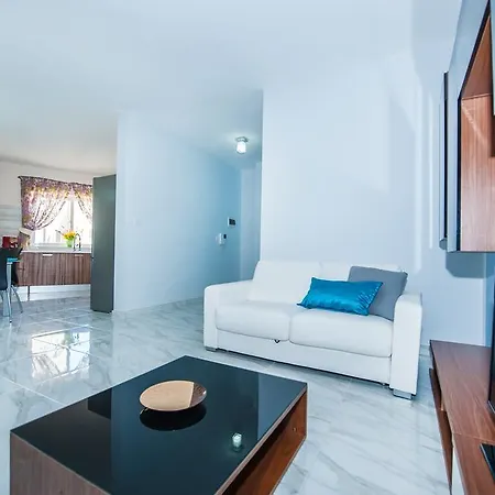 The Waves Apartment Marsaxlokk
