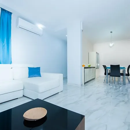 The Waves דירה *